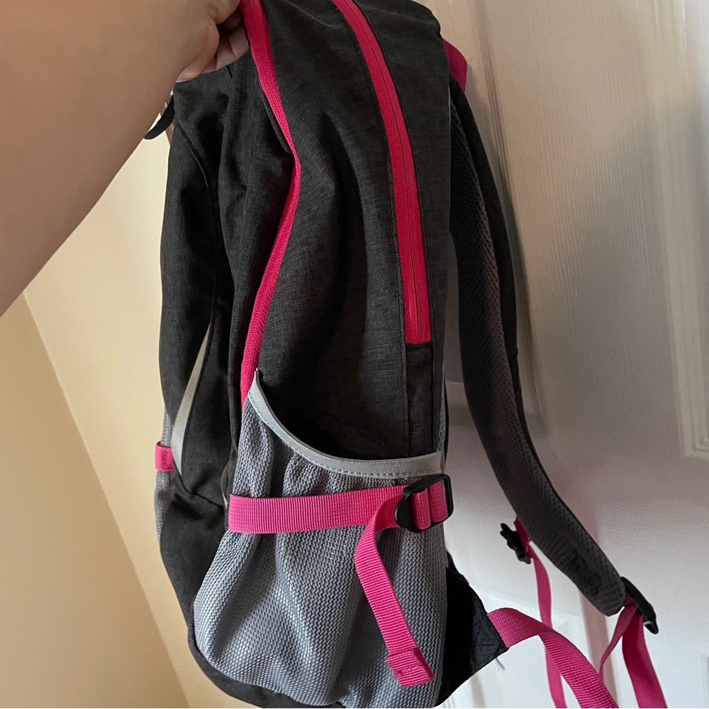 Adidas backpack - Picture 3 of 6